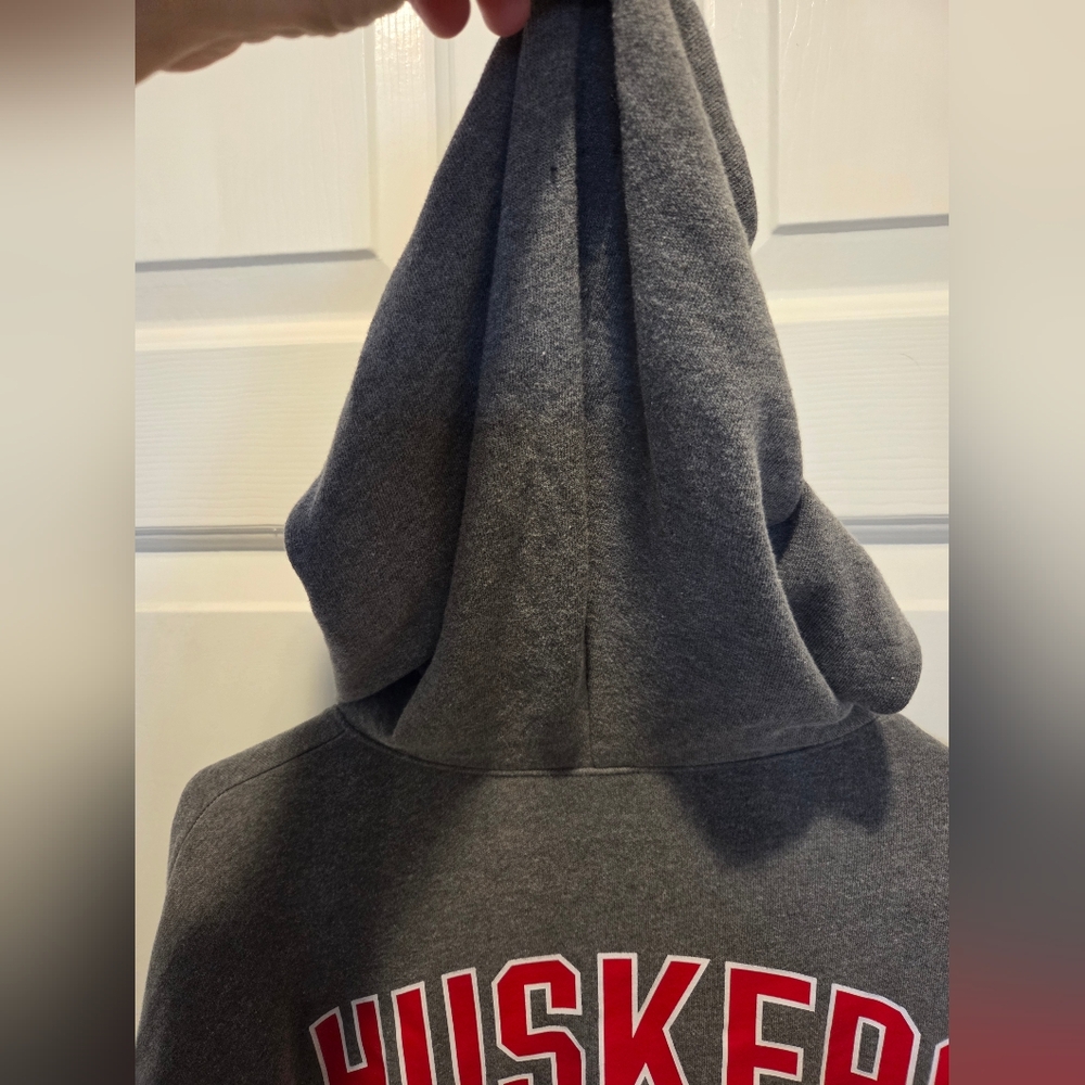 Vicoria's Secret PINK Nebraska Huskers Pullover Lace Up Hoodie Medium - Picture 10 of 10